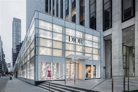 boutique dior.